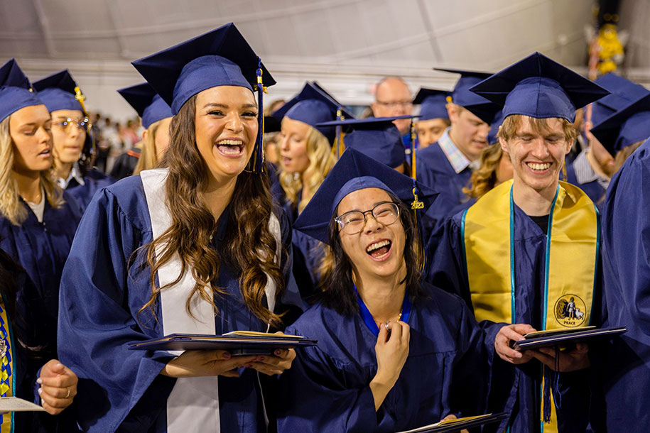 Lamoni Commencement | Graceland